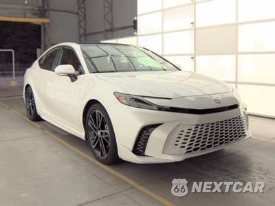 2025 Toyota Camry XSE - zdjęcie 3 z 20 - miniatura
