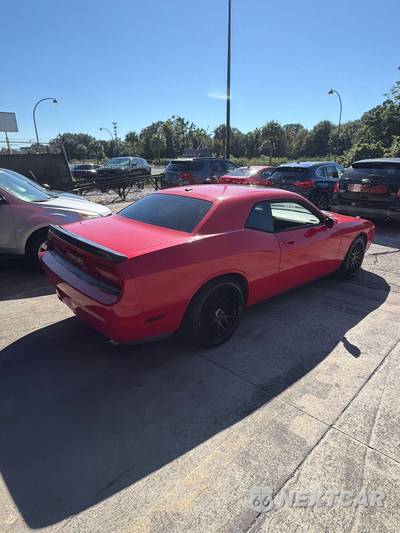 2010 Dodge Challenger SRT8 - zdjęcie 3 z 12 - miniatura