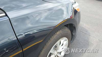 2015 Toyota Camry LE - zdjęcie 32 z 38 - miniatura