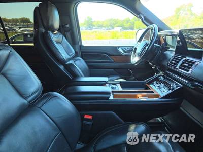 2018 Lincoln Navigator L Select - zdjęcie 8 z 20 - miniatura