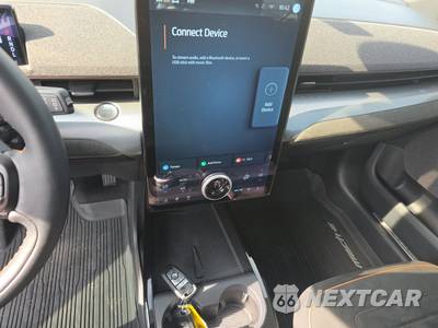 2023 Ford Mustang Mach-E GT - zdjęcie 6 z 27 - miniatura