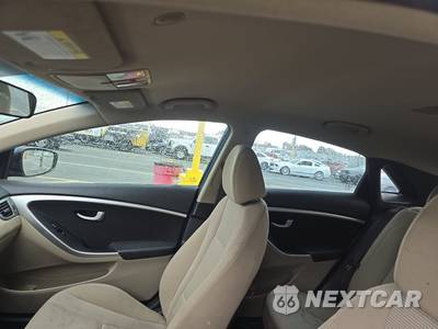 2016 Hyundai Elantra GT Hatchback - zdjęcie 18 z 35 - miniatura