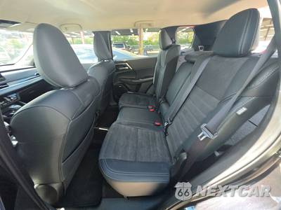 2025 Mitsubishi Outlander SE - zdjęcie 13 z 28 - miniatura