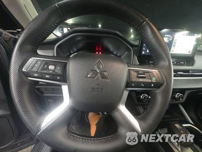 2025 Mitsubishi Outlander Trail Edition - zdjęcie 10 z 25 - miniatura