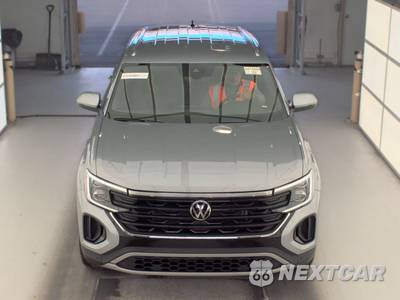 2025 Volkswagen Atlas Cross Sport 2.0T SE w/Technology - zdjęcie 2 z 44 - miniatura
