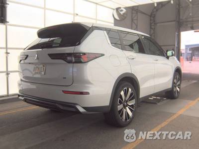 2025 Mitsubishi Outlander SE - zdjęcie 4 z 24 - miniatura