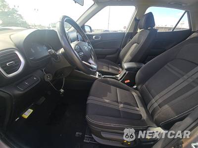 2025 Hyundai Venue SEL - zdjęcie 7 z 27 - miniatura