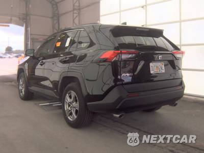 2025 Toyota RAV4 Hybrid XLE - zdjęcie 6 z 22 - miniatura
