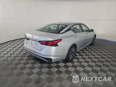 2025 Nissan Altima SV - zdjęcie 4 z 17 - miniatura