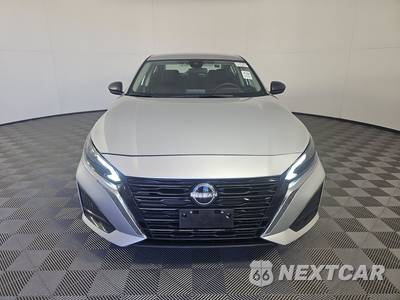 2025 Nissan Altima SV - zdjęcie 2 z 17 - miniatura