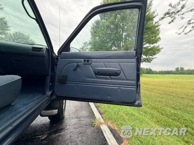 1993 Toyota Pickup Deluxe Regular Cab Long Bed - zdjęcie 27 z 34 - miniatura