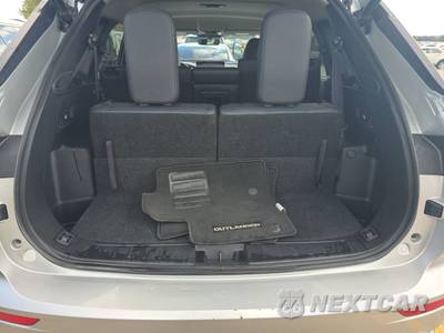 2025 Mitsubishi Outlander Trail Edition - zdjęcie 17 z 44 - miniatura