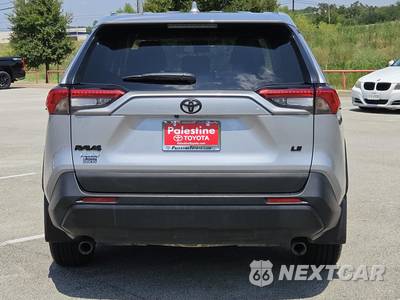 2024 Toyota RAV4 LE - zdjęcie 5 z 29 - miniatura