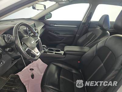 2024 Nissan Altima SR - zdjęcie 7 z 17 - miniatura