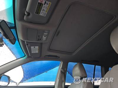 2012 Toyota Highlander SE - zdjęcie 18 z 18 - miniatura