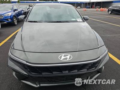 2026 Hyundai Elantra SEL Sport - zdjęcie 2 z 23 - miniatura