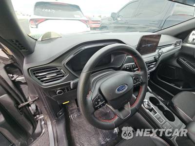 2025 Ford Escape ST-Line - zdjęcie 11 z 20 - miniatura