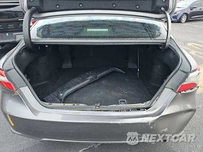 2019 Toyota Camry SE - zdjęcie 16 z 41 - miniatura