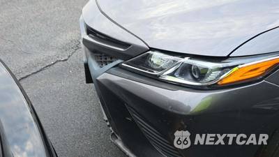 2019 Toyota Camry SE - zdjęcie 19 z 41 - miniatura