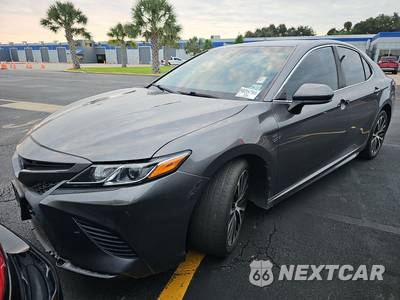 2019 Toyota Camry SE - zdjęcie 1 z 41 - miniatura