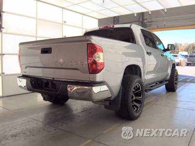 2021 Toyota Tundra SR5 Crew Cab Short Bed - zdjęcie 4 z 20 - miniatura
