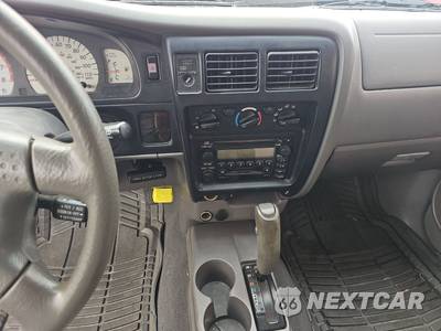 2001 Toyota Tacoma PreRunner Extended Cab Long Bed - zdjęcie 11 z 31 - miniatura