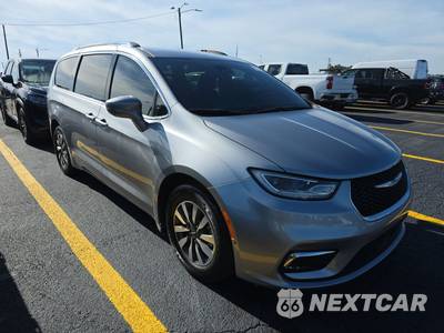 2021 Chrysler Pacifica Hybrid Touring L 121.6" WB - zdjęcie 3 z 24 - miniatura