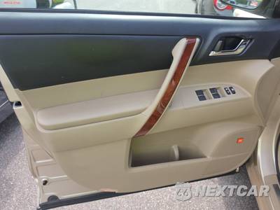 2013 Toyota Highlander Limited - zdjęcie 9 z 23 - miniatura