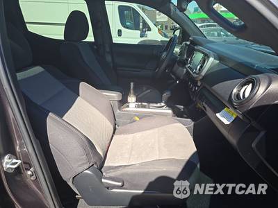 2023 Toyota Tacoma TRD Sport Crew Cab Medium Bed - zdjęcie 8 z 27 - miniatura