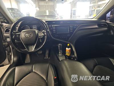 2019 Toyota Camry SE - zdjęcie 11 z 34 - miniatura