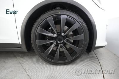 2023 Tesla Model X - zdjęcie 20 z 28 - miniatura