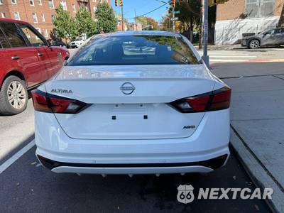 2025 Nissan Altima SV - zdjęcie 6 z 23 - miniatura