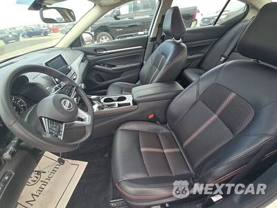 2025 Nissan Altima SR - zdjęcie 7 z 24 - miniatura