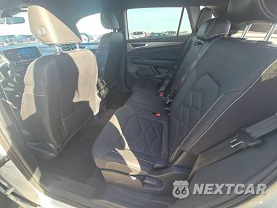 2025 Volkswagen Atlas Cross Sport 2.0T SE w/Technology - zdjęcie 13 z 30 - miniatura