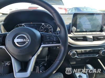 2025 Nissan Altima SR - zdjęcie 11 z 30 - miniatura
