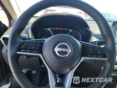 2025 Nissan Altima SR - zdjęcie 10 z 30 - miniatura