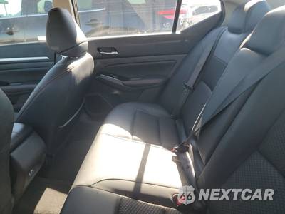 2025 Nissan Altima SR - zdjęcie 13 z 30 - miniatura