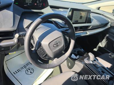 2025 Toyota Prius LE - zdjęcie 11 z 32 - miniatura