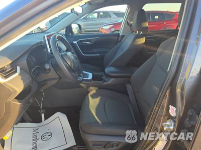 2025 Toyota RAV4 Hybrid XLE - zdjęcie 7 z 22 - miniatura