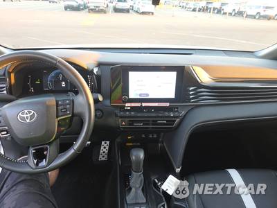 2026 Toyota Camry SE - zdjęcie 11 z 26 - miniatura