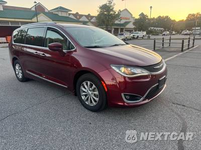 2018 Chrysler Pacifica Touring L Plus 121.6" WB - zdjęcie 3 z 19 - miniatura