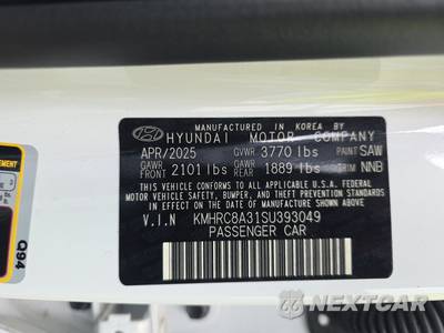 2025 Hyundai Venue SEL - zdjęcie 14 z 22 - miniatura