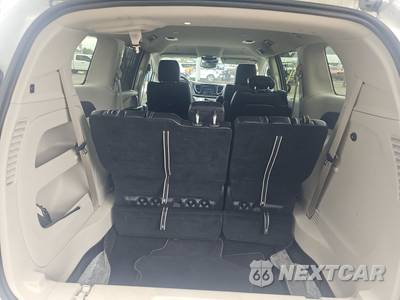 2024 Chrysler Pacifica Touring L 121.6" WB - zdjęcie 17 z 24 - miniatura