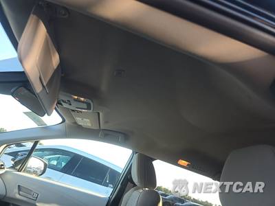 2025 Toyota Sienna LE 8-Passenger 120.5" WB - zdjęcie 18 z 25 - miniatura
