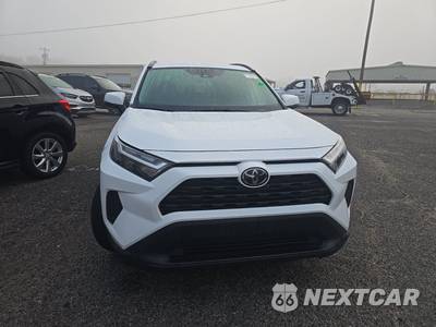 2025 Toyota RAV4 Hybrid XLE - zdjęcie 2 z 19 - miniatura