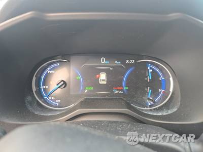 2025 Toyota RAV4 Hybrid XLE - zdjęcie 12 z 19 - miniatura