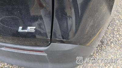 2025 Toyota Sienna LE 8-Passenger 120.5" WB - zdjęcie 21 z 22 - miniatura