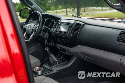 2015 Toyota Tacoma Extended Cab Medium Bed w/Rear Doors - zdjęcie 21 z 32 - miniatura