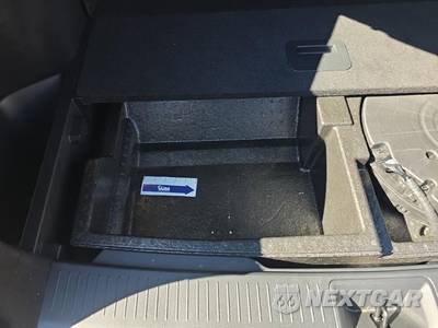 2024 Nissan Ariya PLATINUM+ e-4ORCE - zdjęcie 27 z 29 - miniatura