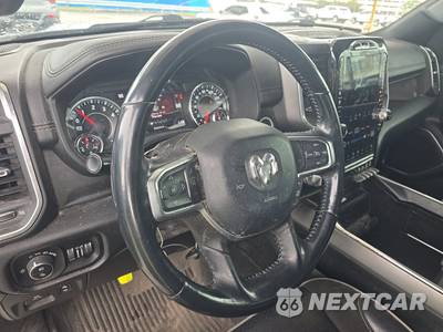 2023 Ram 1500 Laramie Crew Cab Short Bed - zdjęcie 10 z 24 - miniatura